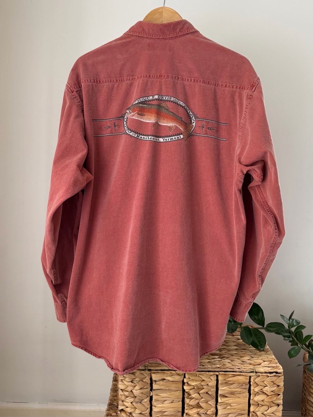 Men's Vintage ORVIS Button Down Shirt Machester Vermont Fish Vtg Size Large L